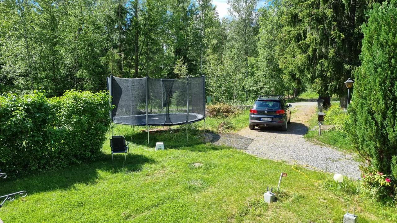 Fritidshus Rostockvaegen 40B - Guest House - Bring Own Bed Sheets Norrtalje Exterior photo